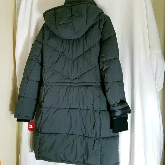 DKNY Long Quilted Puffer Jacket XL Gray New With Tags Removable Hood - Picture 3 of 16